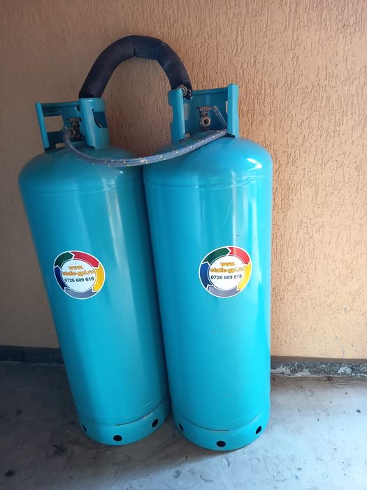 Vând set 2 butelii GPL 83 litri (35 kg) + accesorii

Vând 2 butelii GP