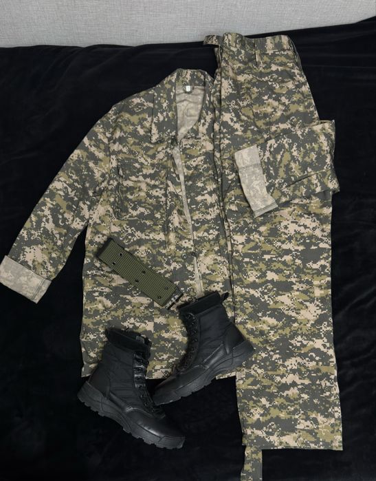 военная форма,полный комплект
