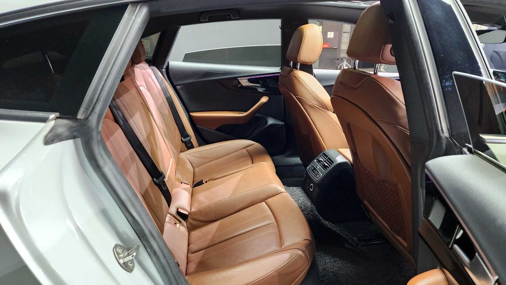 Audi A5 40 TDI Quattro Premium Sportback   20