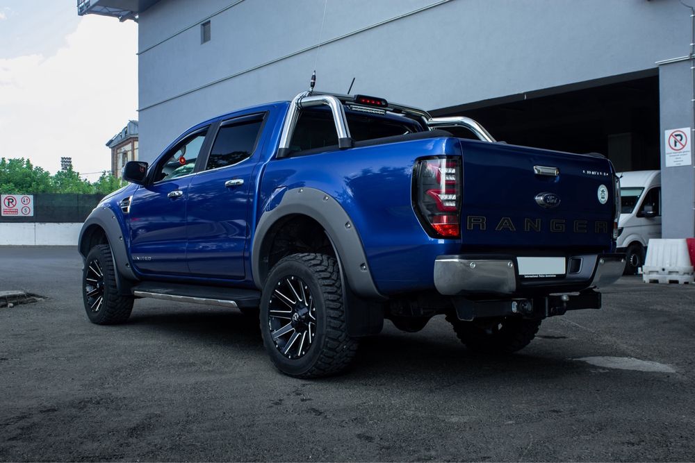 Ford Ranger 2.0 170CP – LIMITED – Automată / 4x4 / Full Option