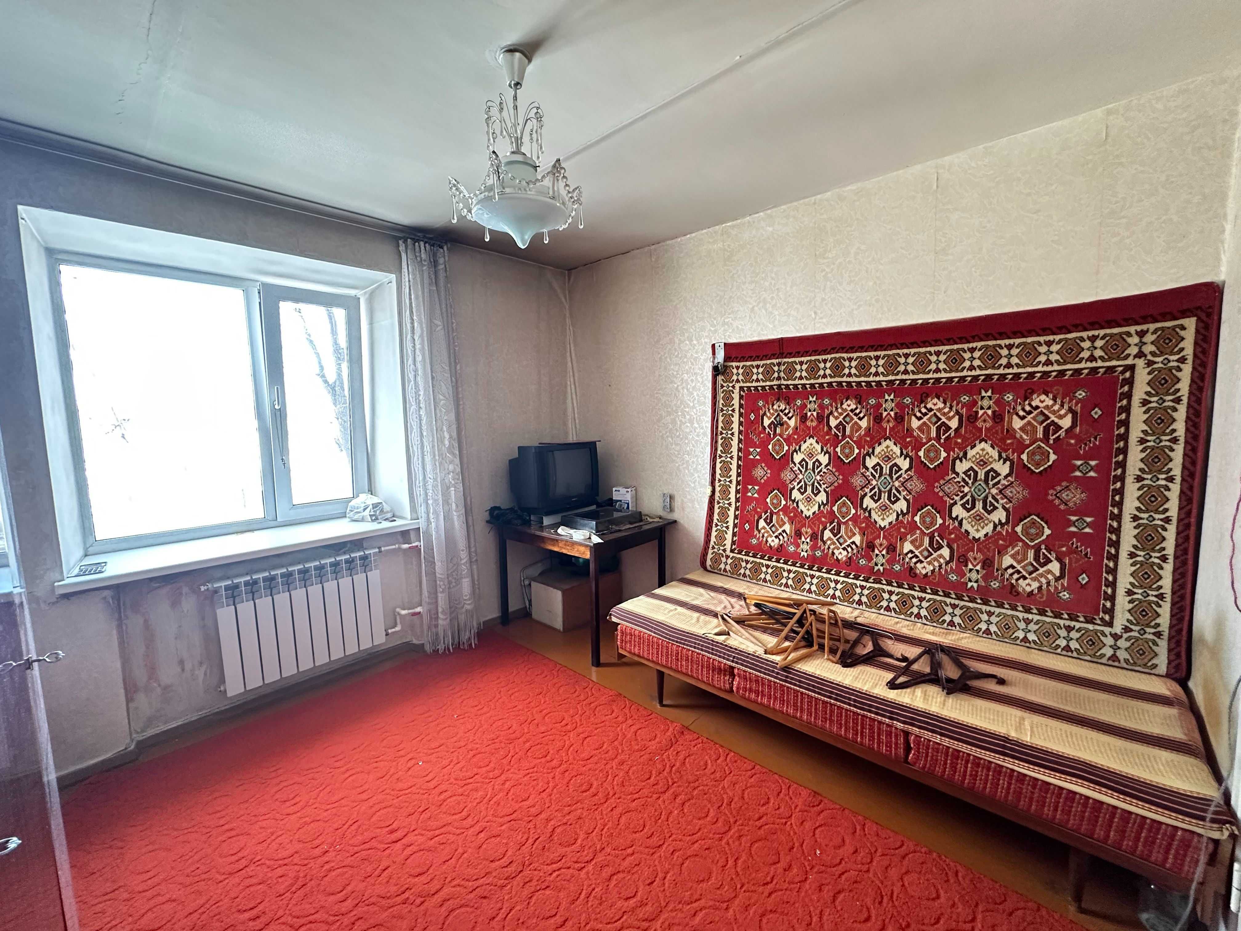 Двухкомнатная 54 м². Крамского 44/2. Кирпичный дом. 2-ой этаж из 5-ти