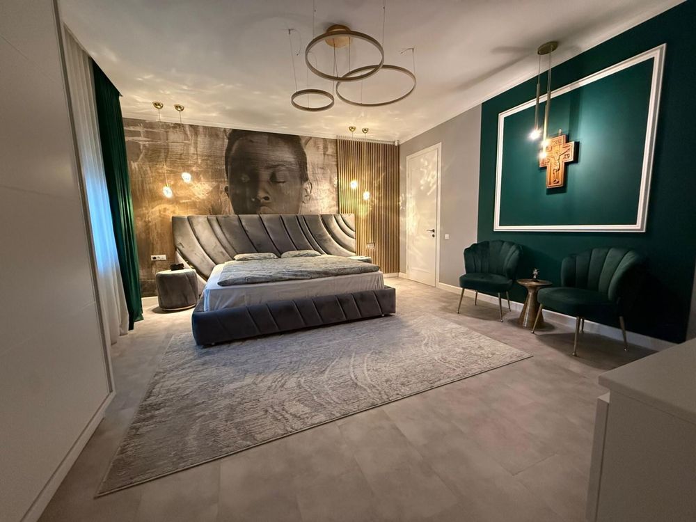 Proprietar vand casa moderna 260mp , teren 1000mp in Slatina str Oituz