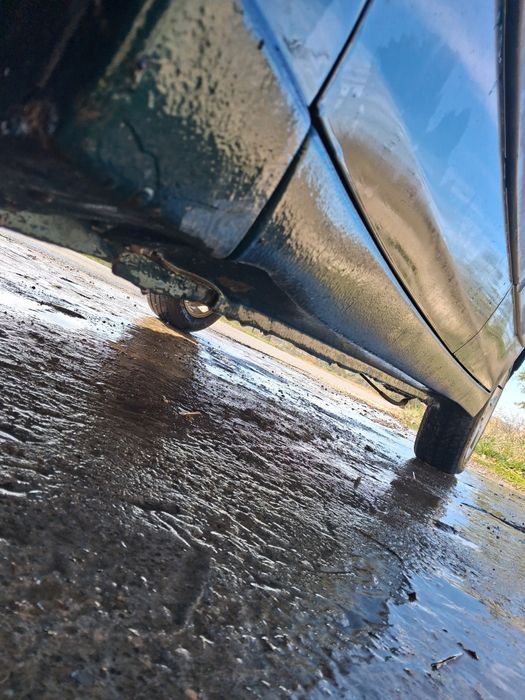 Продавам пежо 306