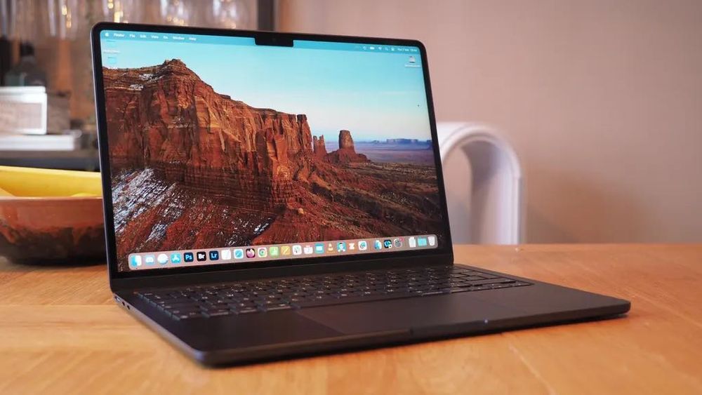 продам MacBook Air M3 2024