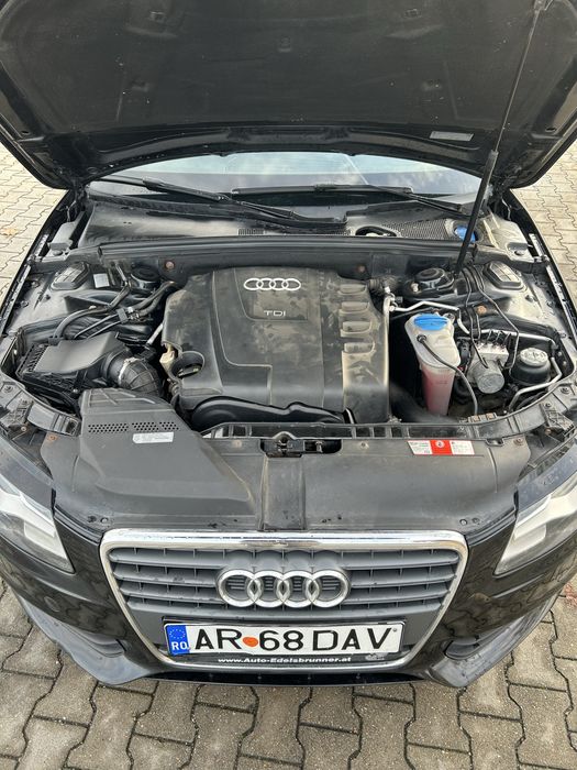 Audi A4 B8 • 2010 • 2.0 TDI • 143 CP • Acte la zi • carVertical
