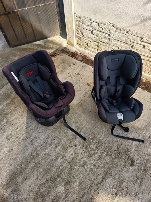 Vand 2 bucati scaun masina pentru copii (scoica bebelusi)