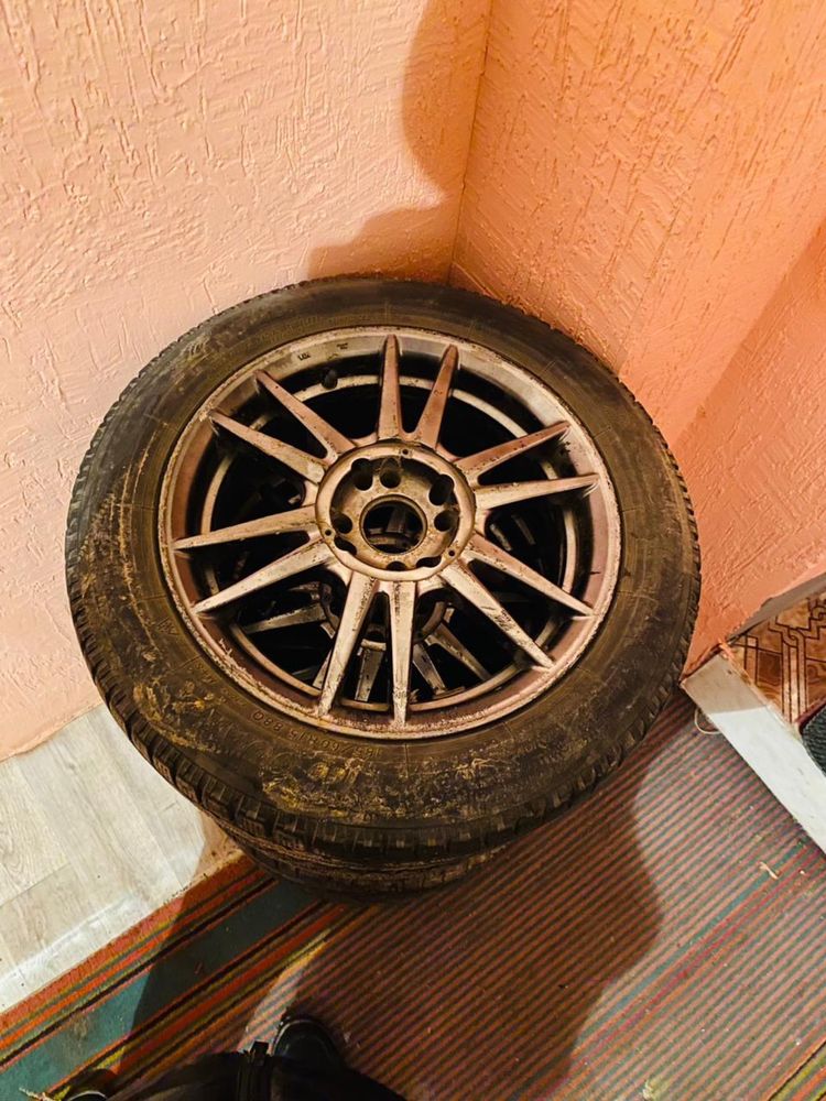 Зимние шины 185/60 R15