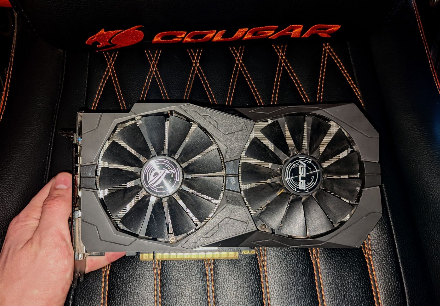 ASUS RX 570 Strix Gaming 8gb