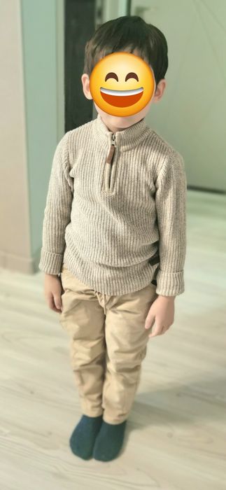 Свитер-пуловер детский на 4-5 лет