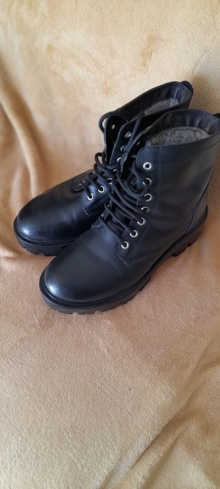 Ghete de piele îmblănite