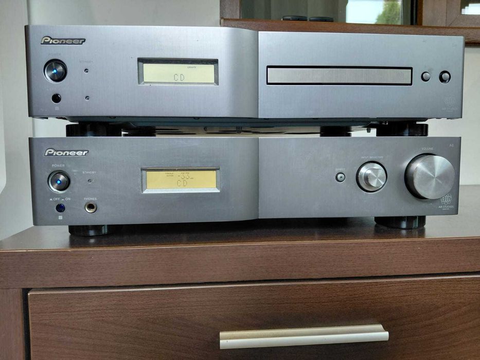 Linie Audio Hi-Fi PIONEER+Boxe Monitor Audio MMP 2 Stare Impecabilă
