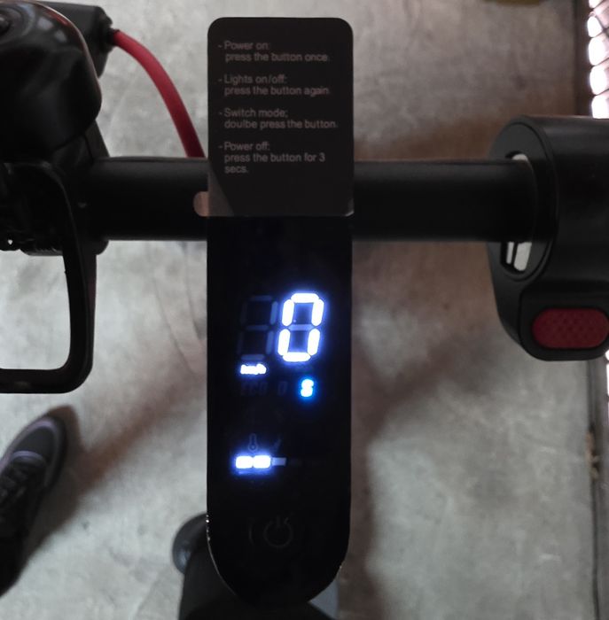 Trotineta Electrica Xiaomi Mijia M365 PRO, Autonomie 45 Km, Viteza 25