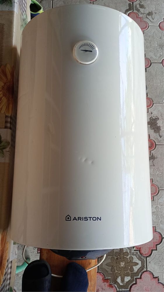 Boiler ARISTON termoelectric 80 litri