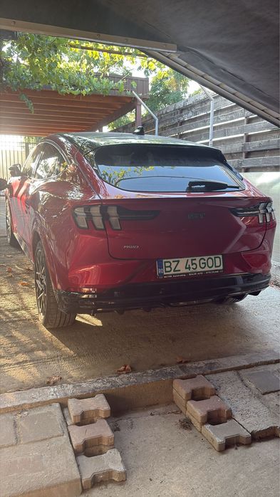 Ford Mustang Mach E - Gt Extra Range 2023-17k km