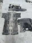 Scut motor /cutie /lateral Bmw f10 F06 F12 F01