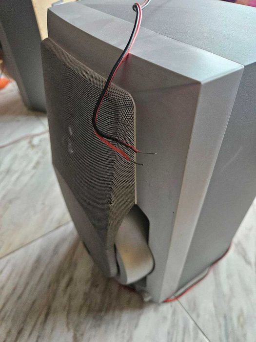 Тонколони LG FE-376E