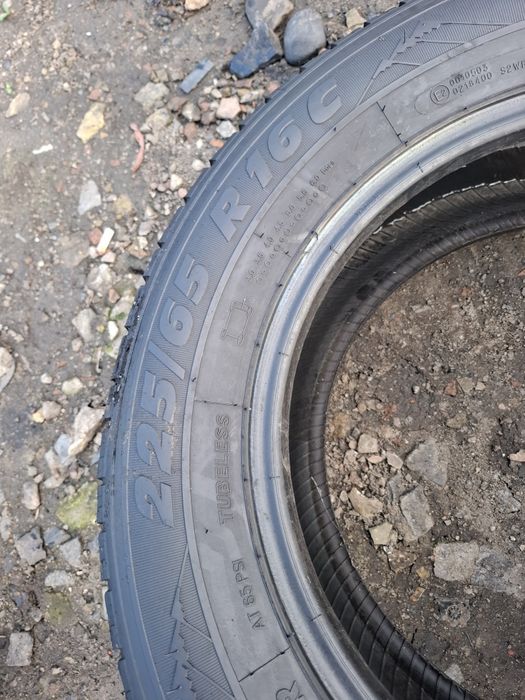 Vand 1 anvelopa 225 65 16 C taurus de iarna bun dot 2024