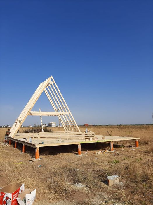 vand Foişoare din lemn masiv - Eleganţă şi rezistență pentru grădina