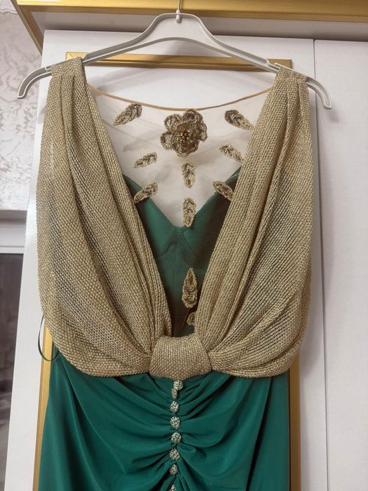 Rochie de seara superbă