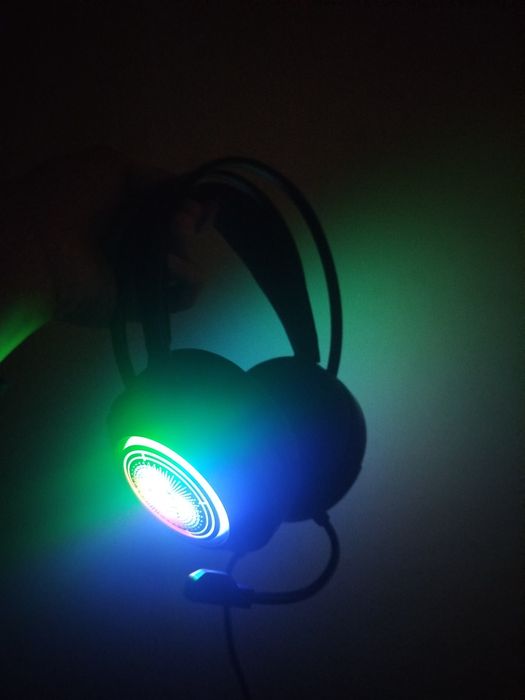 Срочно наушники не дорого