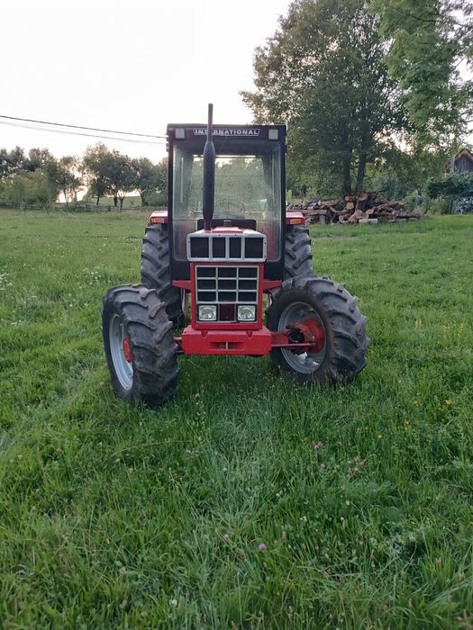 Vând tractor International 844 SB 4x4 ih case