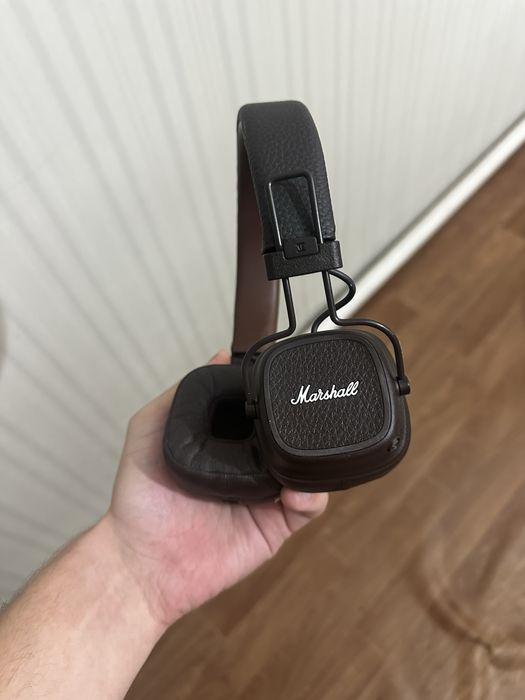 Наушники Marshall V