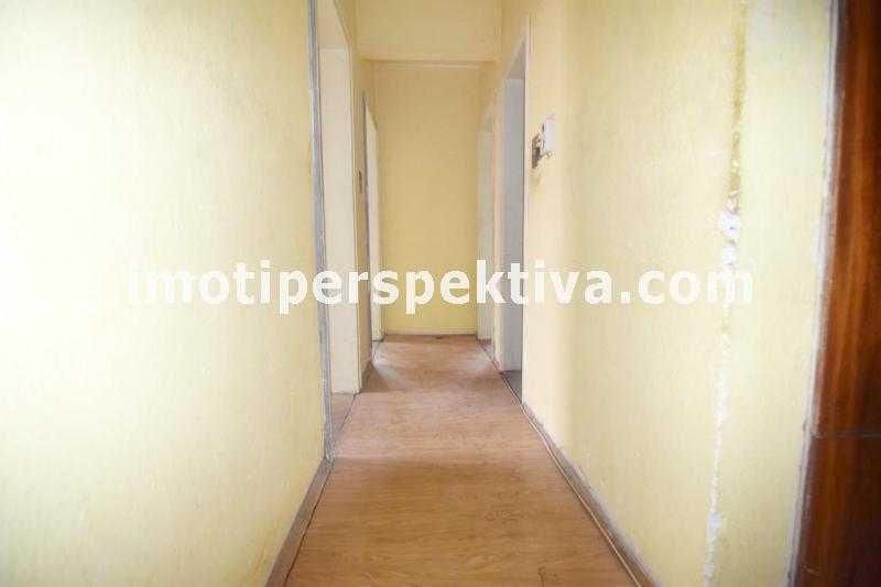 Продава се Многостаен апартамент в Пловдив, Коматево - 160 кв.м за 825 €/кв.м - Снимка #12