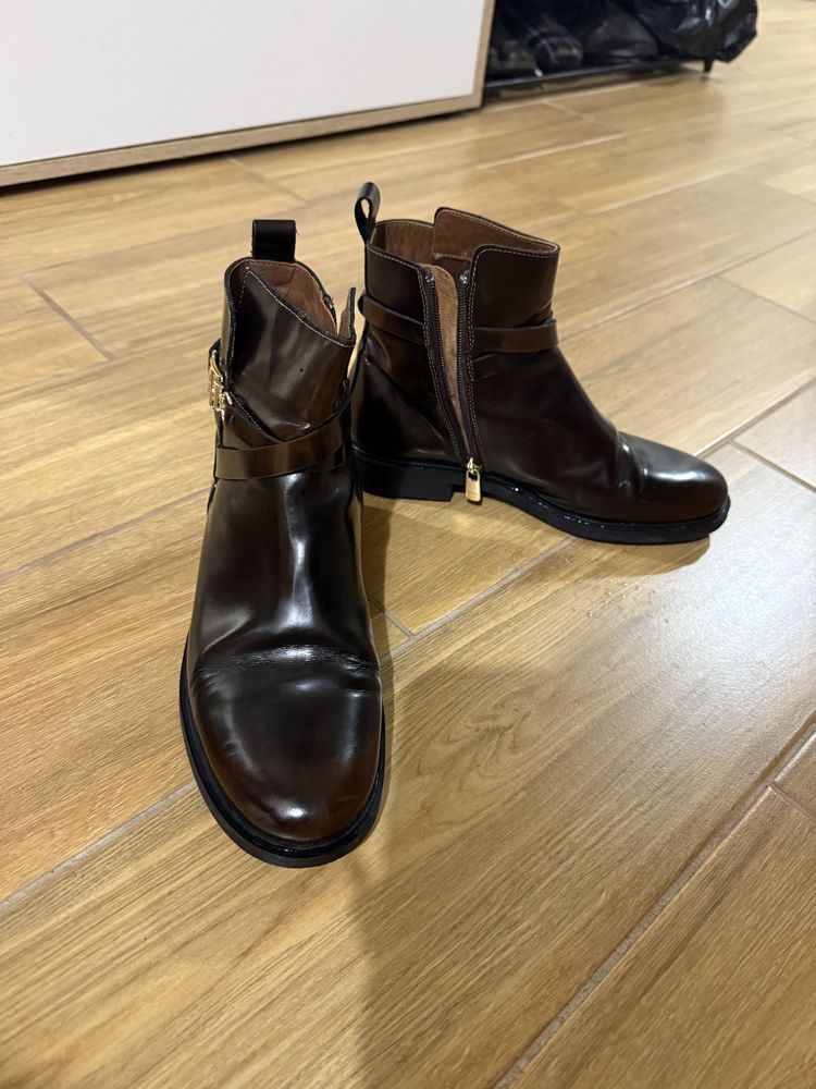 Дамски боти Tommy Hilfiger 38