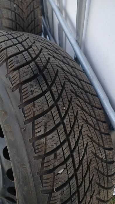 195/65 R15 Good Year iarna