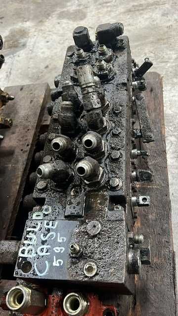 Vand Distribuitor Case 595