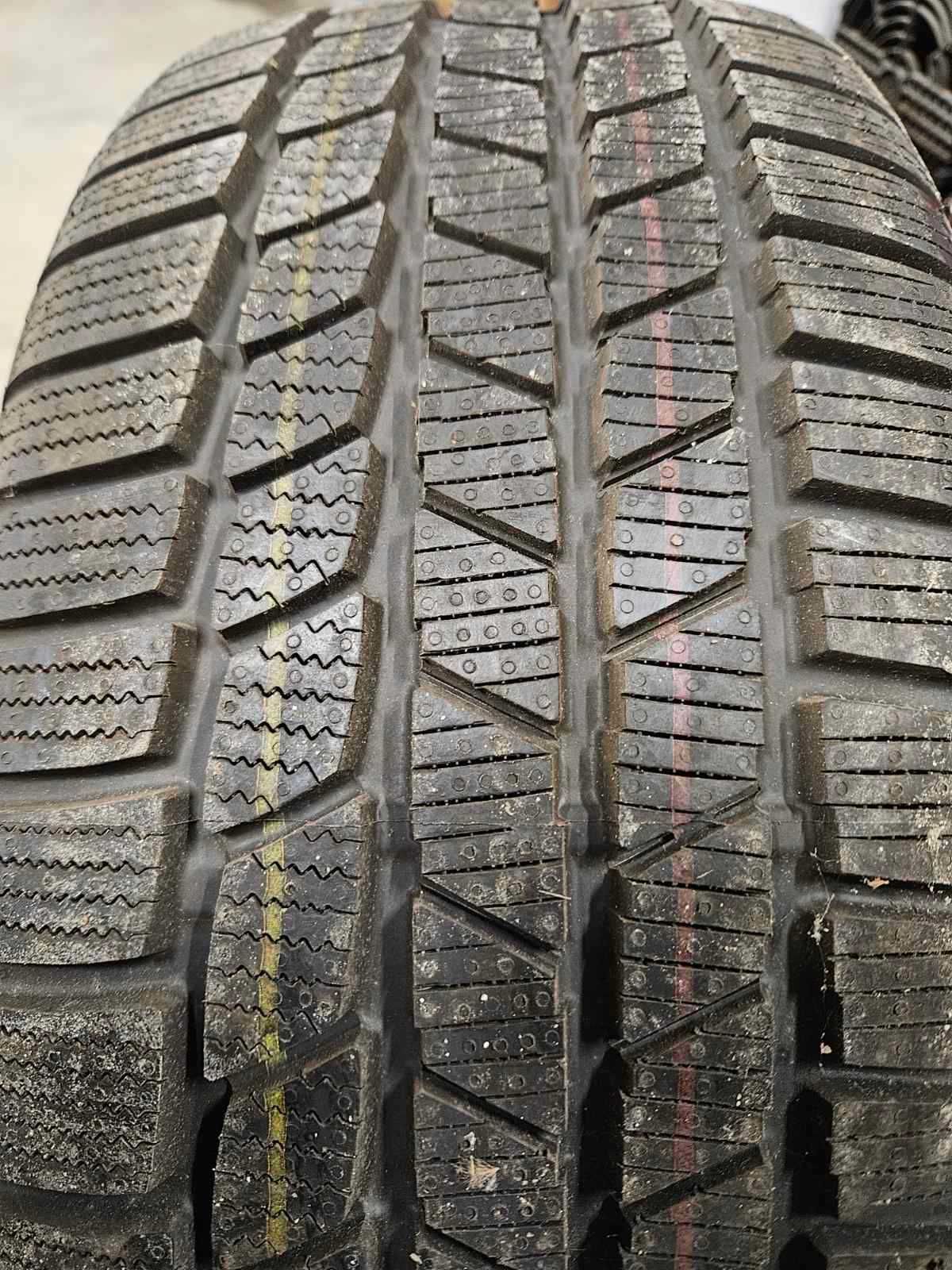 245/55R17 CONTINENTAL TS810 SSR 4бр. нови зимни гуми