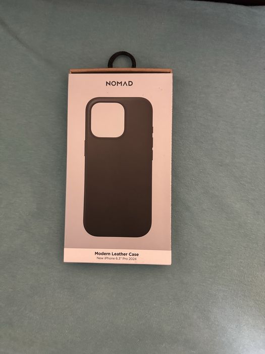 Кожен калъф за iphone 16 pro и 16 Nomad lether