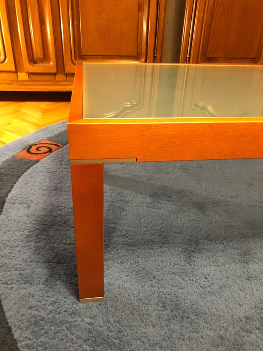 Masuta cafea lemn cires + cristal sablat + aluminiu, stare foarte buna