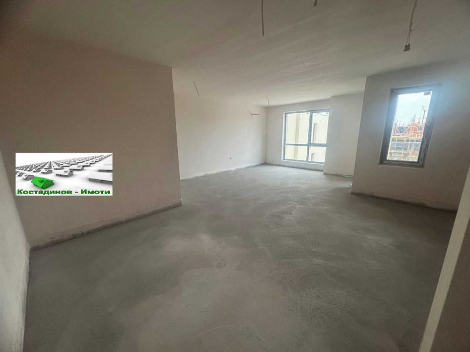 Продава се Тристаен апартамент в Пловдив, Кършияка - 121 кв.м за 1250 €/кв.м - Снимка #1