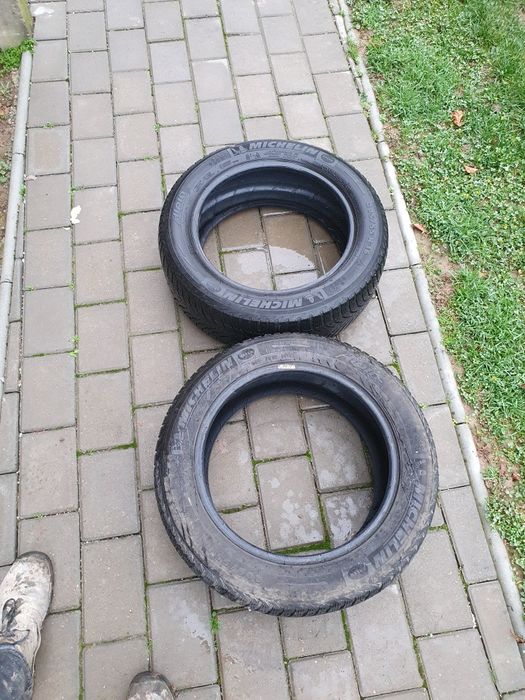 Vând un set anvelope