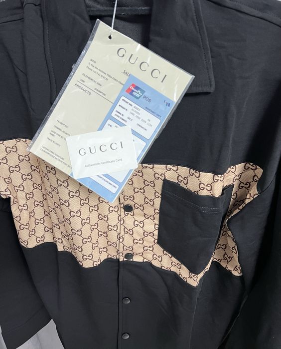 Compleu GUCCI super calitate