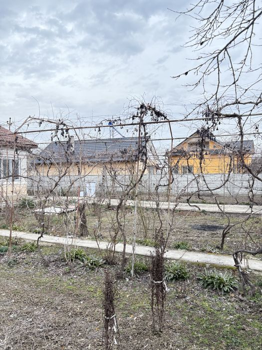 Casa de vanzare in osica de jos