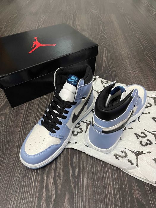 Adidasi NIKE Air JORDAN 1 OG - University Blue