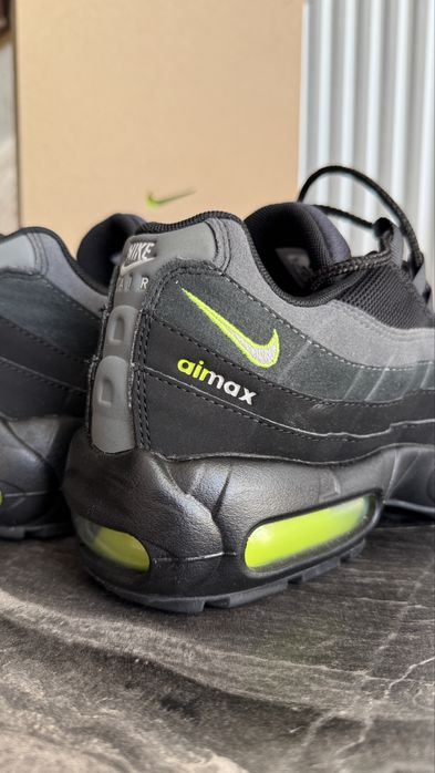 Vand Nike air max noi