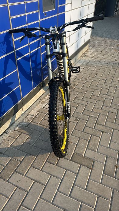 Specialized demo 8 carbon