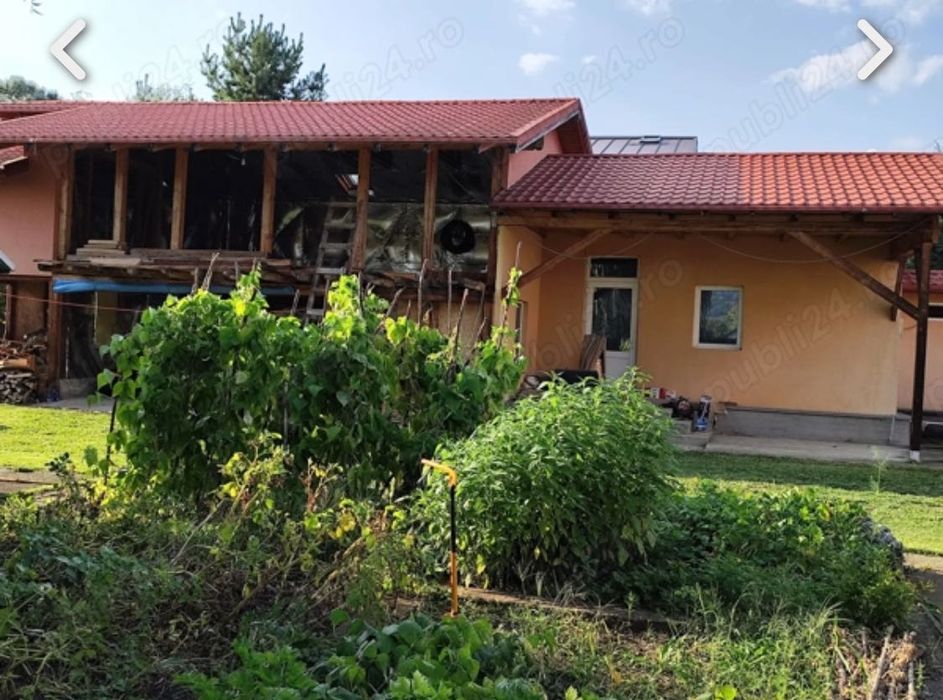 Breaza, casa P+M, teren 900 mp, zona linistita