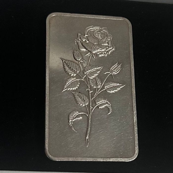 Lingou Argint 999 de inaltã Calitate