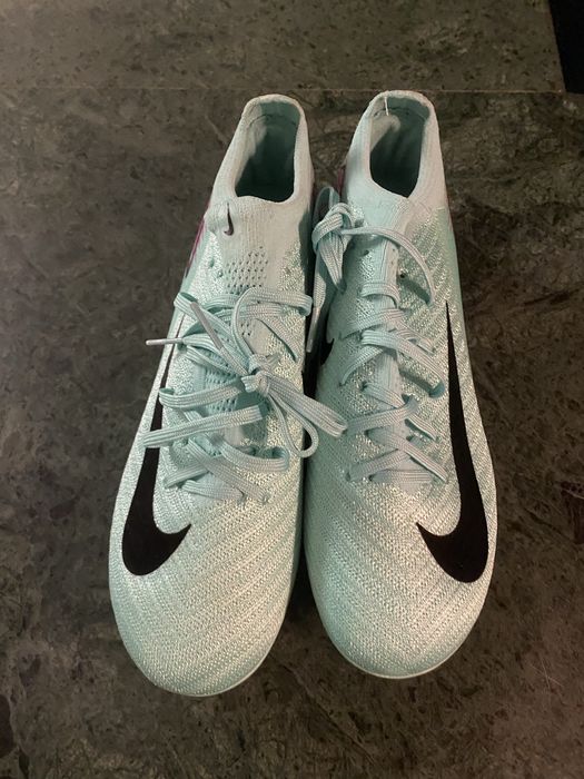 Ghete de fotbal nike mercurial 41