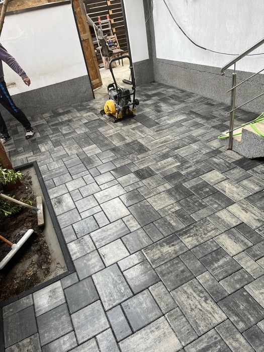 Montaji pavaj , borduri,rigole