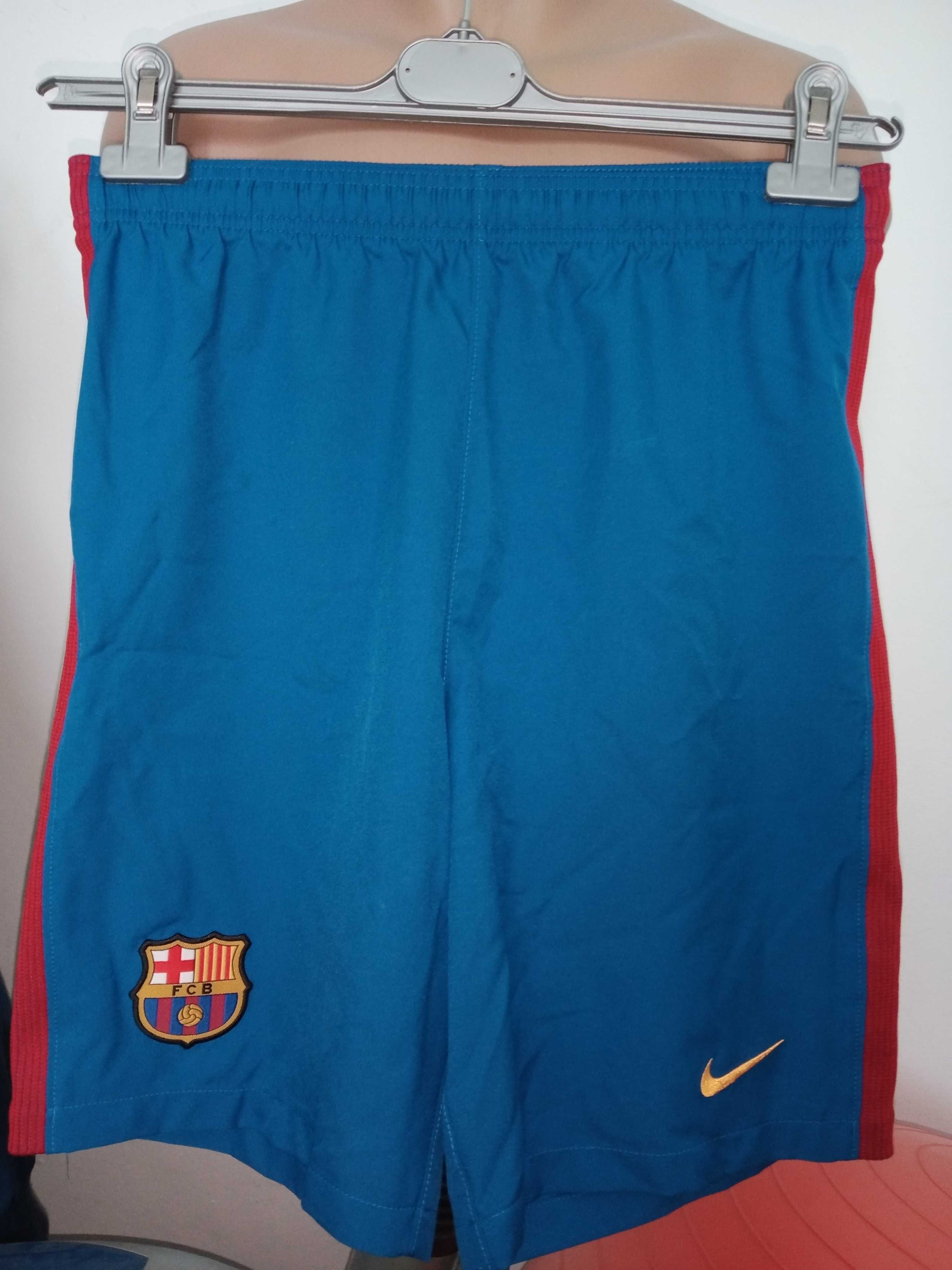 tricouri barcelona FC +geaca+șort+jambiere