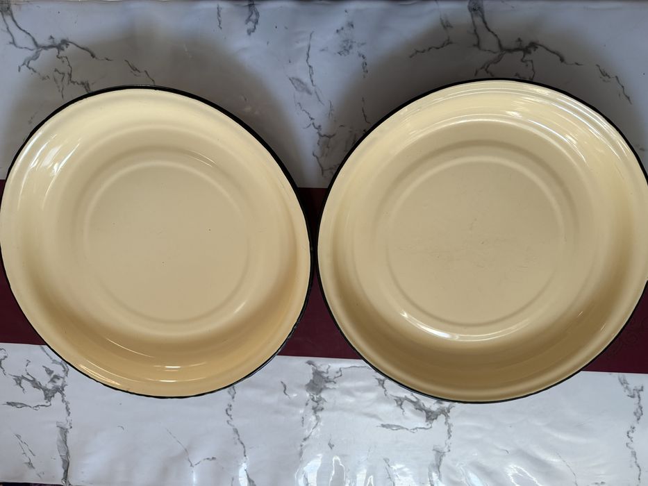Продам эмалированные тарелки (СССР, винтаж)