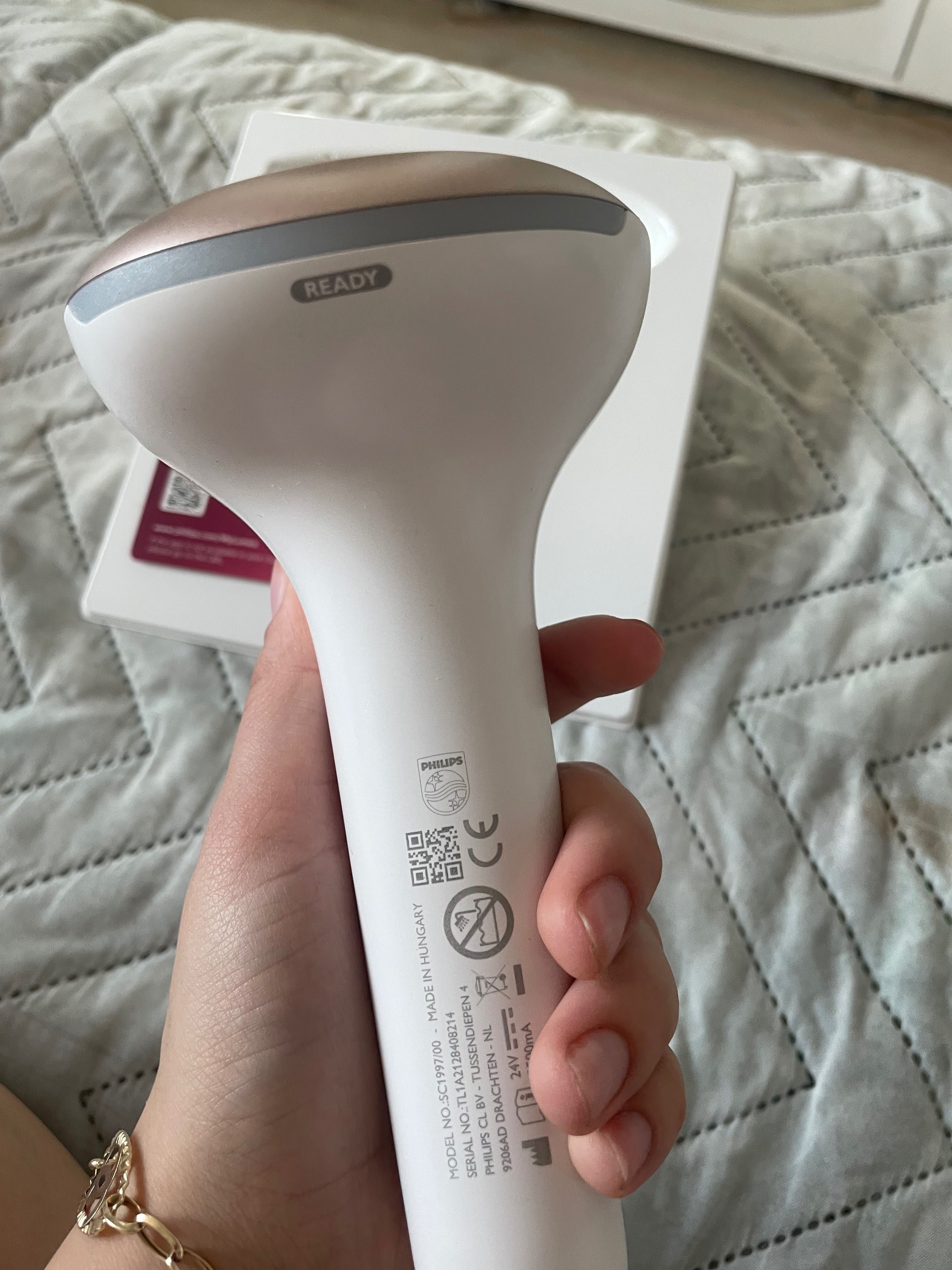 Фотоепилатор за обезкосмяване Philips Lumea IPL Advanced BRI921/00