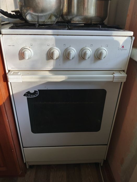 Газовая плита б/у