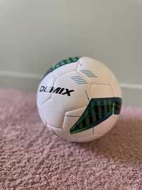 Новый футзальный мяч