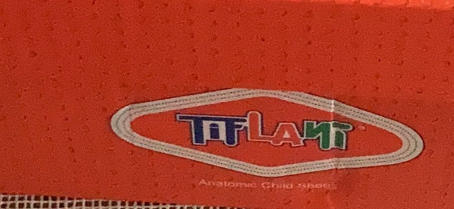 Сандали TIFLANI продам